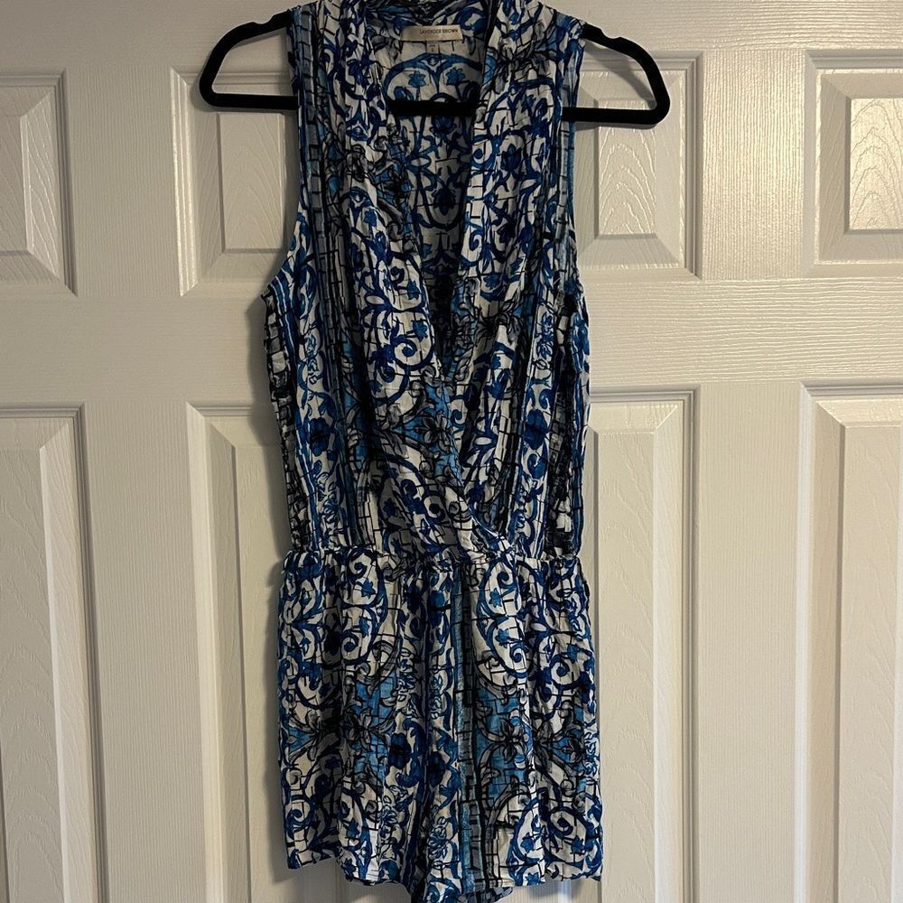 Lavender Brown Blue & White Patterned Sleeveless Shorts Romper Size Small